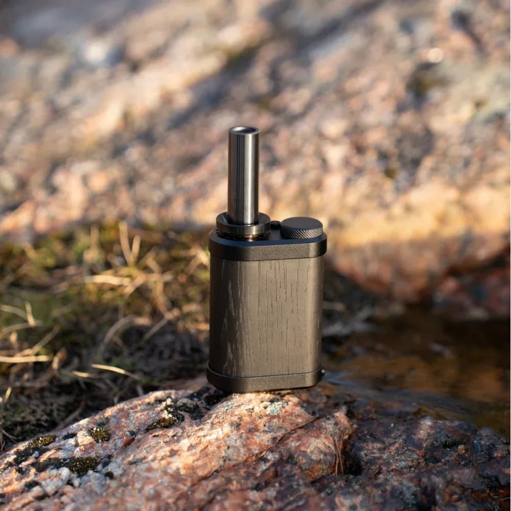 Tinymight 2 – Black Oak (Full Package)