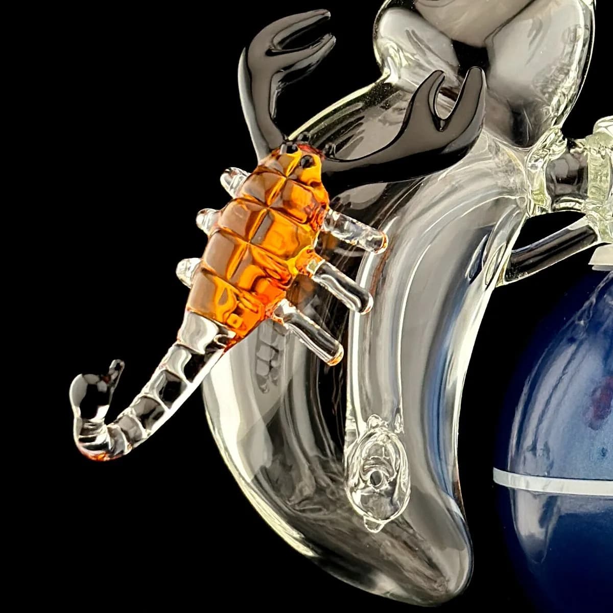Cloud V – Globe Scorpion Bubbler (Limited Edition)